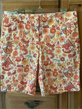 NWOT Women's Floral Print Cotton Blend Shorts - White with Coral & Yellow